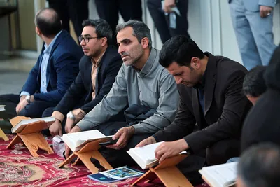 محفل دانشجویی انس با قرآن كريم در دانشگاه علم و فرهنگ