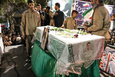 وداع ملایری‌ها با شهید علیرضا فتحی