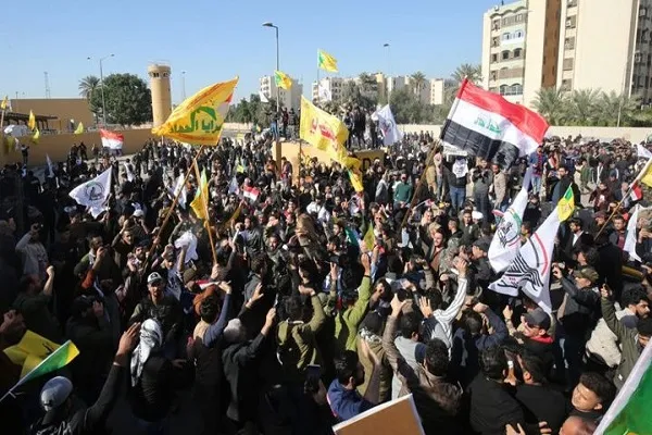 تظاهرة في بغداد تنديداً باساءة صحيفة سعودية للسيد السيستاني