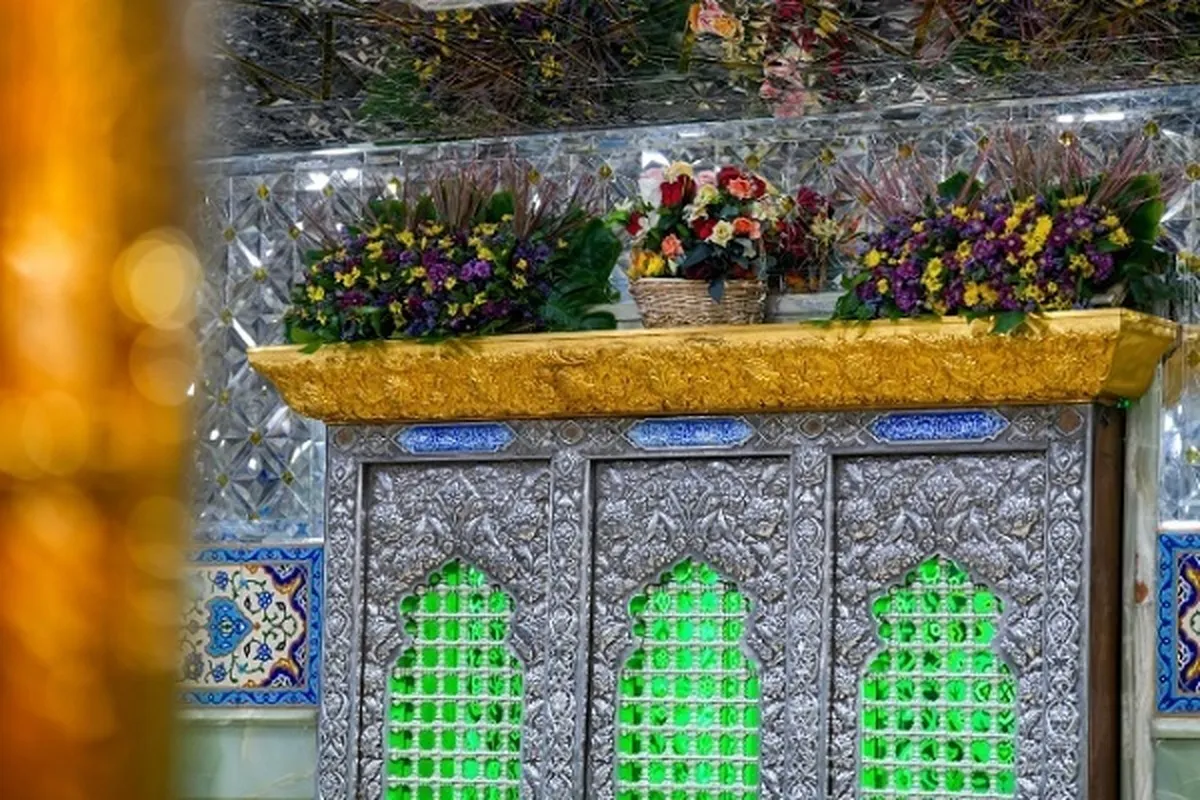 تصاویر |  حرم امامین عسکریین کی سجاوٹ میلاد النبی (ص) پر