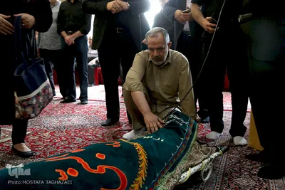 احمد مسجد جامعی، عضو شورای اسلامی شهر تهران در مر اسم تشییع پیکر خادم القرآن مرحوم «غفور آقازاده سلطانی» بنیان‌گذار دارتحفیظ القرآن الکریم