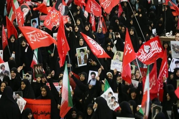 پرچم خونخواهی امام شهید