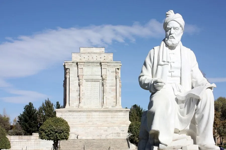 الشاعر الايراني 