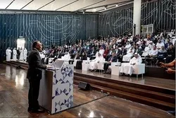 رئیس وزراء مالیزیا یؤکد أهمیة الأکادیمیین فی مستقبل العالم الإسلامی