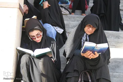 قرائت دعای عرفه در مصلی امام خمینی(ع) ـ شهرکرد‎