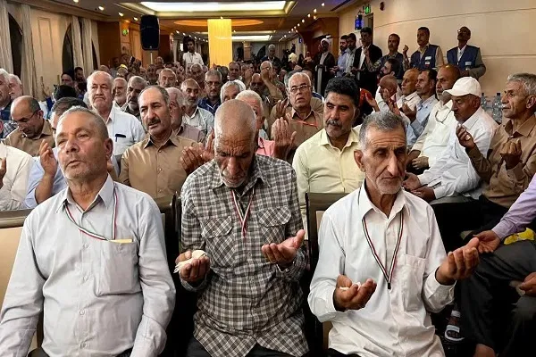 نخستین دعای کمیل زائران ایرانی در مدینه برگزار شد