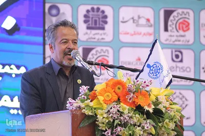 همتی، رئیس مجمع خیرین استان مرکزی/عکاس:زهرا بهرامی