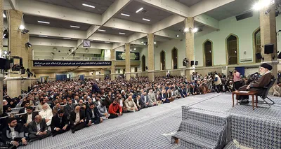 دیدار جمعی از مداحان و ذاکران اهل بیت(ع) با رهبر انقلاب
