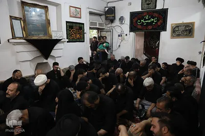 بیش از یک قرن روضه خانگی در خانه برقعی