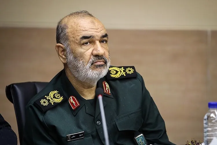 پیشرفت ملت ایران در گرو جهاد کبیر است