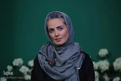 پانته‌آ سیروس، بازیگر در نشست بررسی سریال «بانوی سردار»