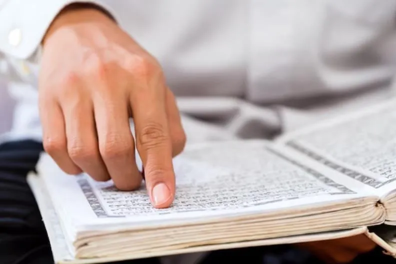 Quranın ərəbcə olmasının fəziləti
