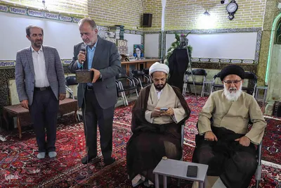 دیدارعوامل اجرایی سی و هشتمین جشنواره ملی قرآن با پدر شهید آیت‌الله آل‌هاشم‎