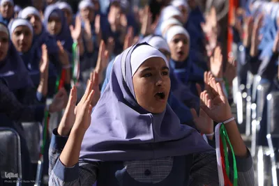 آیین نواختن زنگ انقلاب اسلامی در شیراز
