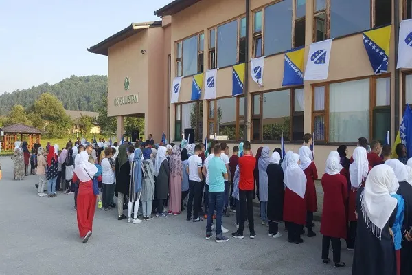 Bosnalı Müslüman öğrencilerin eğitim yılı başladı