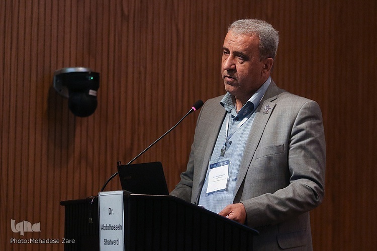 عبدالحسین شاهوردی