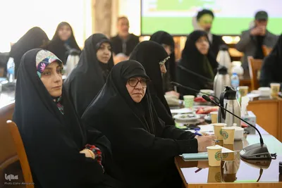 آشنایی با مکتب بانو امین