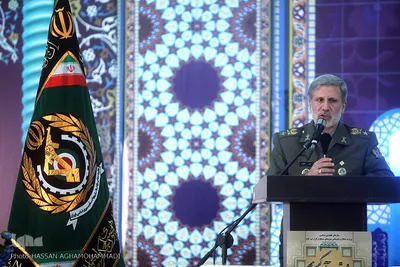  امیر حاتمی، جانشین وزیر دفاع در