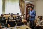 دیدار نماینده ولی فقیه در استان فارس در خانواده شهید خادم صادق‎‎