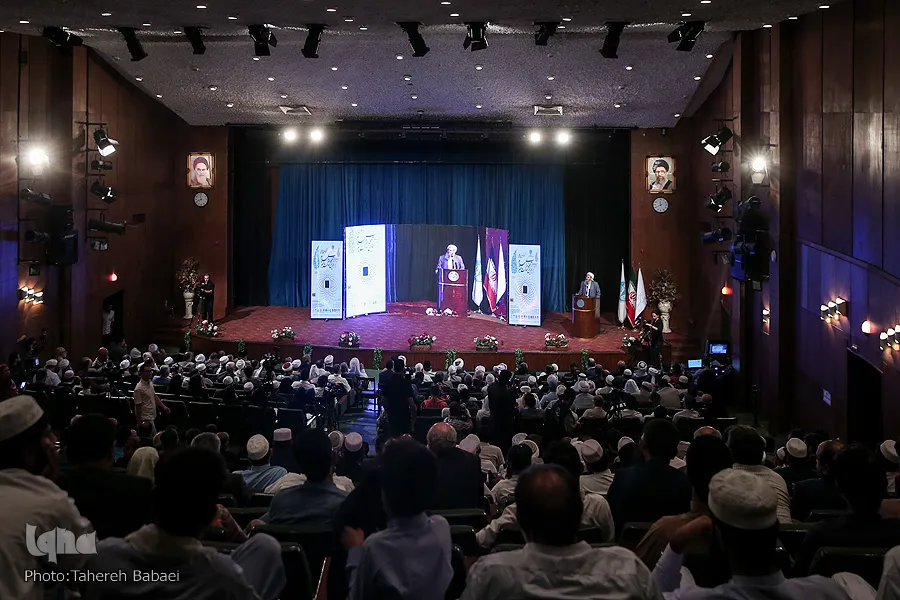 مقالات برگزیده کنفرانس «ظرفیت‌ اسلام در تحقق همزیستی مسالمت‌آمیز» تجلیل شدند