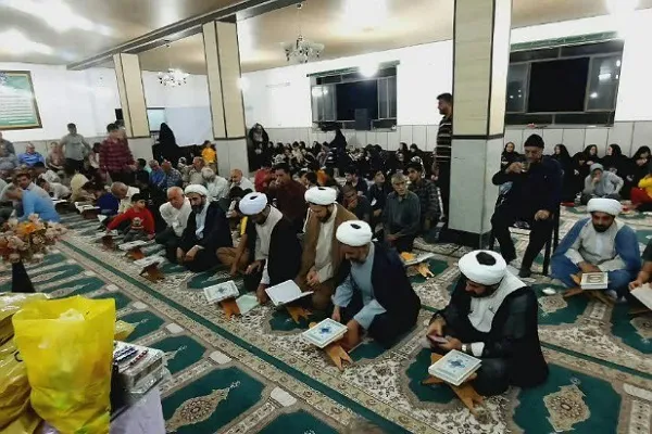 مراسم جزءخوانی قرآن در شهر مزرعه کتول برگزار شد + عکس