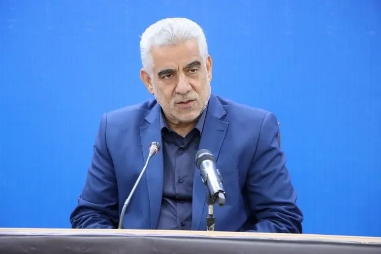 جانبازان و آزادگان سند زنده دفاع مقدس هستند