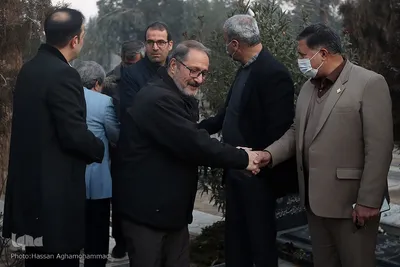 ادای احترام جهادگران به مقام دکتر کاظمی آشتیانی