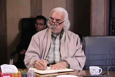 نشست خبری مدیرکل اوقاف استان مرکزی بمناسبت دهه وقف
