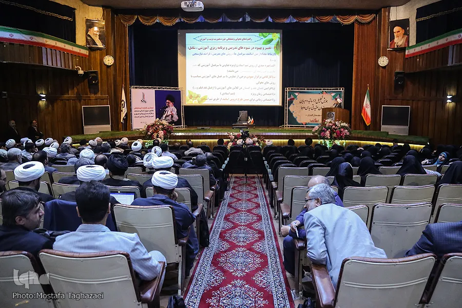 همایش تجلیل از اساتید و مربیان قرآن ودجا برگزار شد