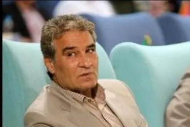 دفاع مقدس در اولویت‌ مسئولان نیست