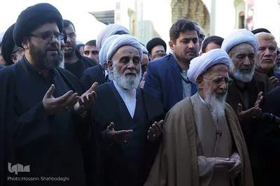 مراسم تشییع پیکر مرحوم آیت الله رسولی محلاتی در شهر مقدس قم