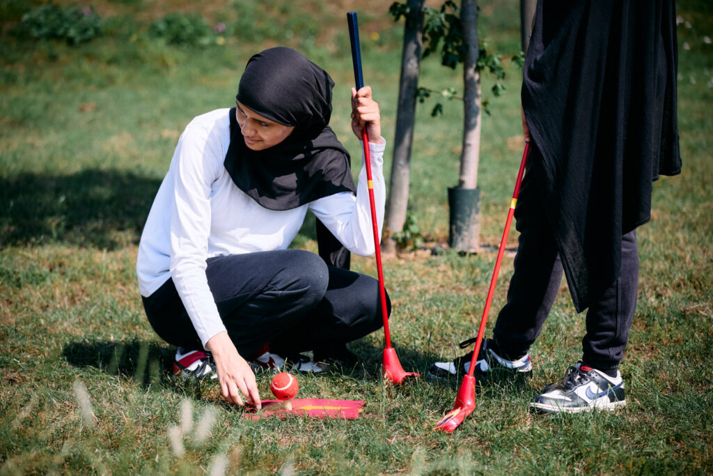 Royaume-Uni : une association veut ouvrir le golf aux jeunes musulmanes