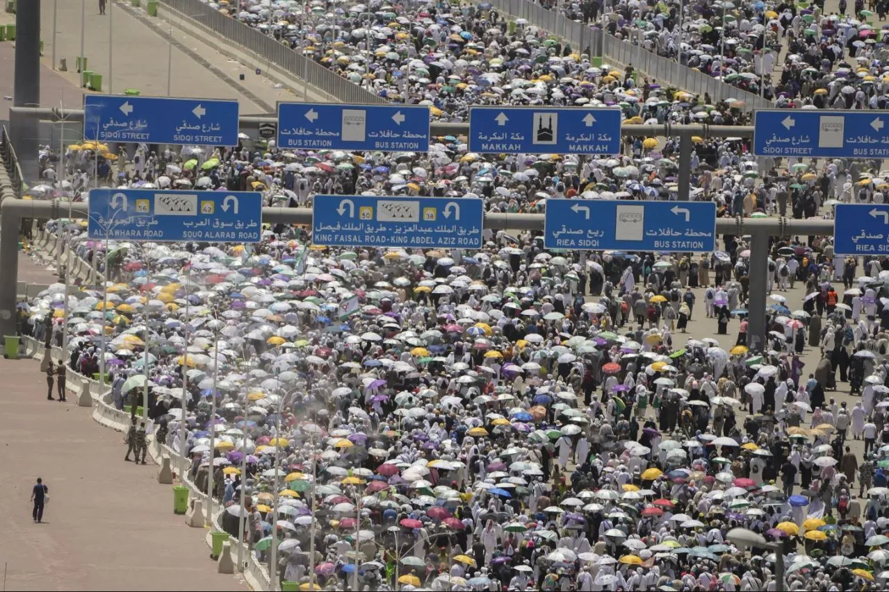 Tunisia: Religious Minister Dismissed Amidst Hajj Pilgrim Deaths