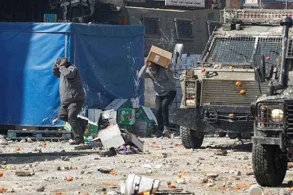 Soykırımcı İsrail ordusu Batı Şeria'nın Nablus kentine baskın düzenledi