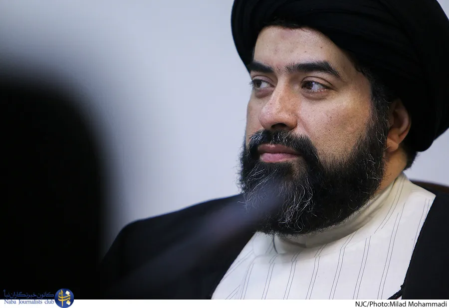 آنچه خانواده و حاکمیت در مواجهه با فضای مجازی باید بداند/ تسلط محتوایی؛ بهترین بستر رشد دینی