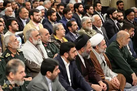 دیدار مسئولان نظام و سفرای کشورهای اسلامی با رهبر انقلاب