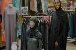 Zana tufafi ga 'yan wasan kwando mata masu lullubi a Amurka