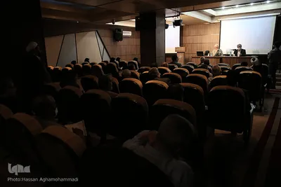 چهارمین نشست اعضای هیات مدیره اتحادیه کشوری و مدیران عامل اتحادیه های قرآنی استانها در سازمان دارالقرآن الکریم