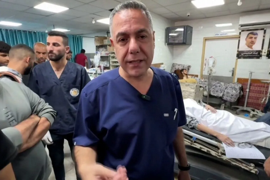 Il dottor Abu Safiya sta affrontando torture, negligenza medica e dure condizioni carcerarie