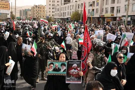 مراسم تشییع پیکر مطهر روحانی شهید مدافع امنیت در شیراز