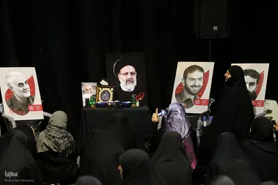 اجتماع دانشگاهیان دانشگاه‌های تهران در سوگ رییس جمهور