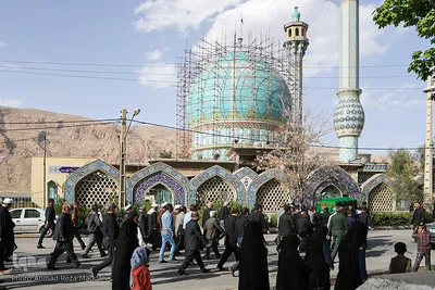 مراسم استقبال از پیکر مطهر آیت الله فقیه در شهرستان های سروستان و استهبان فارس
