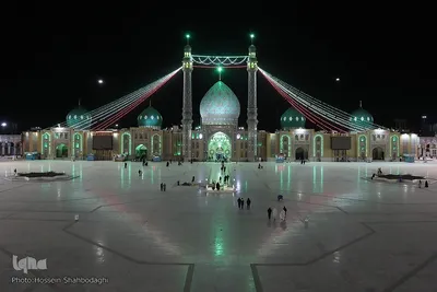 چراغانی مسجد جمکران در آستانه نیمه شعبان