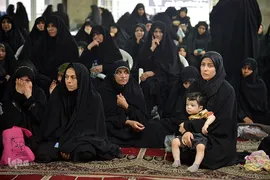 عزاداری مردم اهواز در سوگ شهادت آیت‌الله رئیسی و همراهانشان