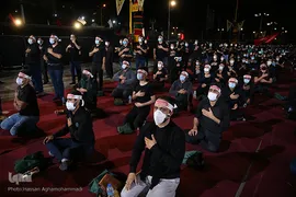 عزاداری شب تاسوعای حسینی هیات «ریحانة الحسین(ع)» با مداحی سیدمجید بنی فاطمه در پارک ارم تهران