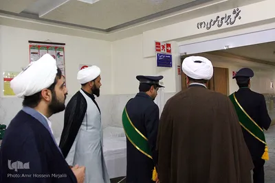 عیادت خدام امامزاده سیدجعفر محمد(ع) از مصدومان حادثه اتوبوس یزد