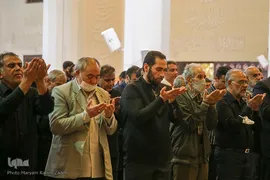 جزء خوانی بیستمین روز ماه مبارک رمضان در حرم شاهچراغ (ع)