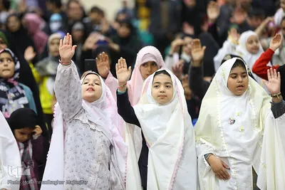جشن بزرگ روزه‌اولی‌ها در جوار شهدا