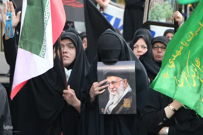 تجمع دسته‌های عزاداری مردم ملایر در بدرقه آقای شهید ایران