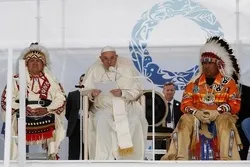 Papa Francis aomba msamaha kuhusu Kanisa kuhusika mauaji ya Kimbari ya watu asili wa Kanada